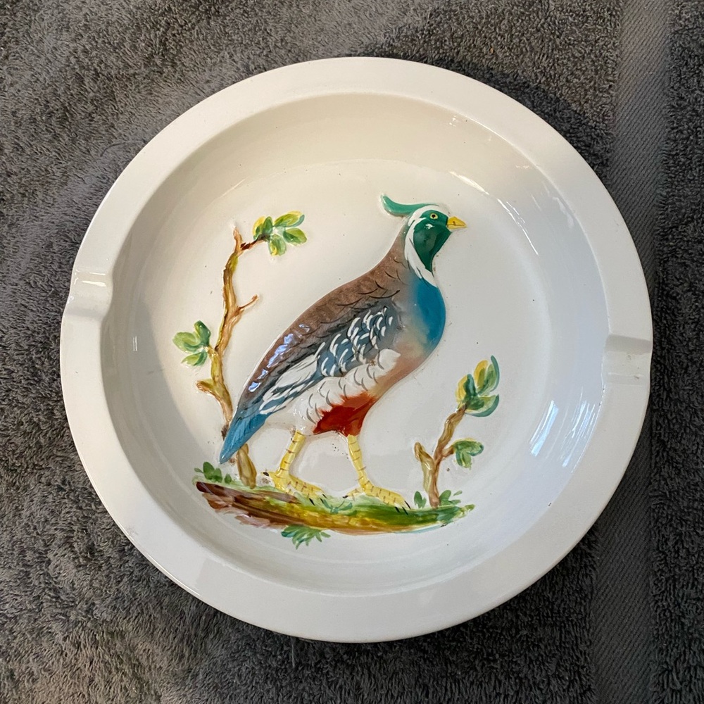 RtA Decorative Ceramic Plate - White with Multicolor Bird